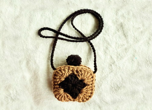 amuhibi crochet KIT(糸セット+編み図) | かぎ針編みの AirPodsケース