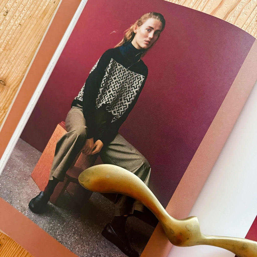 A KNITTING LIFE -2 OUT INTO THE WORLD | ISAGER