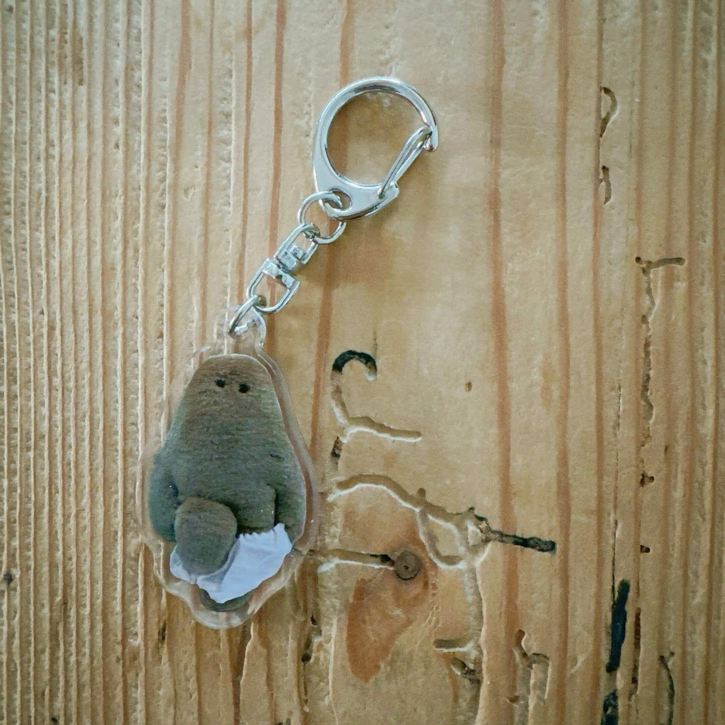 おぱんつ君アクリルキーホルダー<ぱんつ履き途中君>