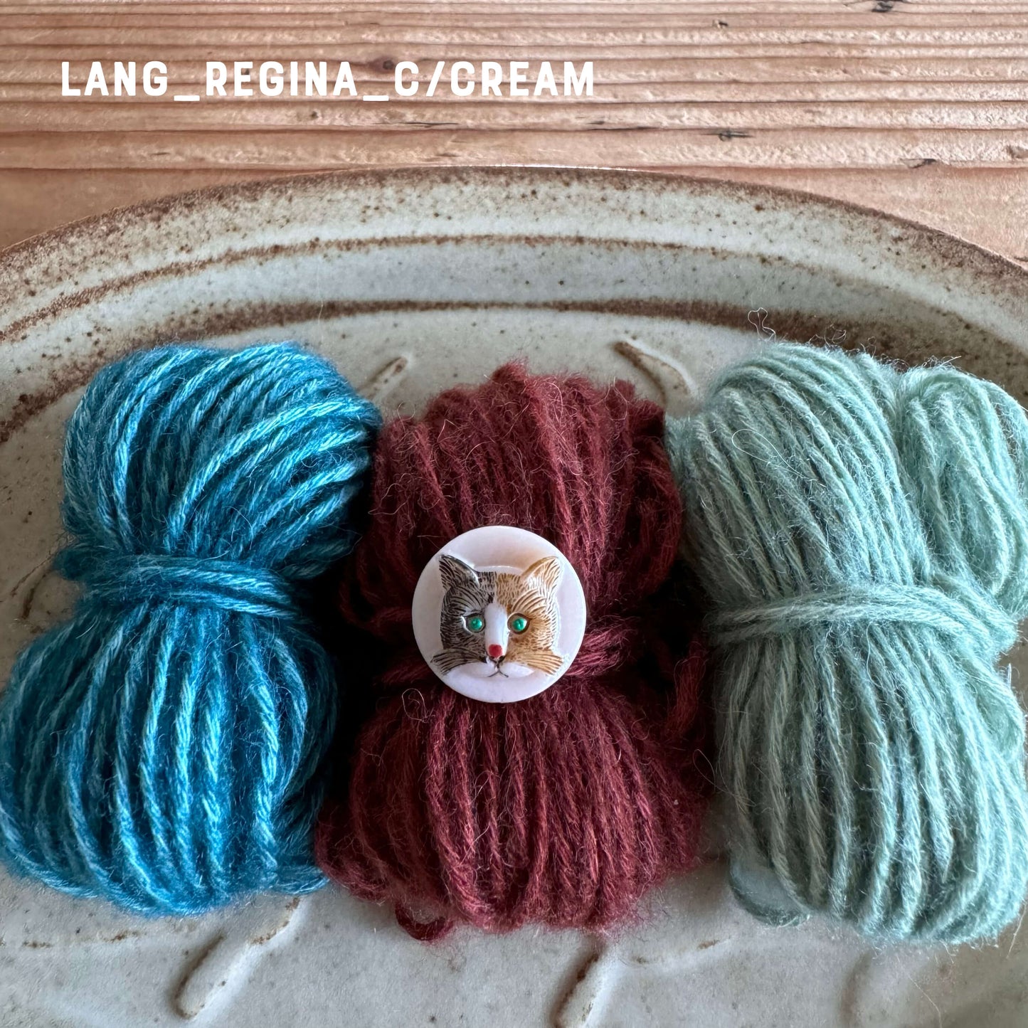 KIT | 猫のお守りポーチ LANG regina | amuhibi