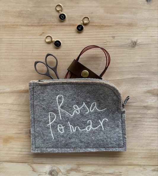 Knitting accessories purse | Retrosaria Rosa Pomar